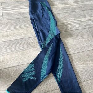 Nike leggings